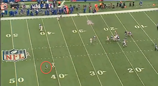 Illustration for article titled Mark Sanchez Is A Bad Quarterback. That's Why He Shouldn't Try To Play It Safe.